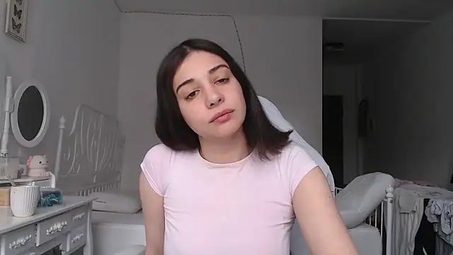 bellefleurrr online show from May 2026 02:56:01 PM