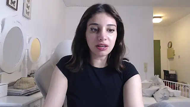 bellefleurrr online show from June 2026 10:53:02 PM