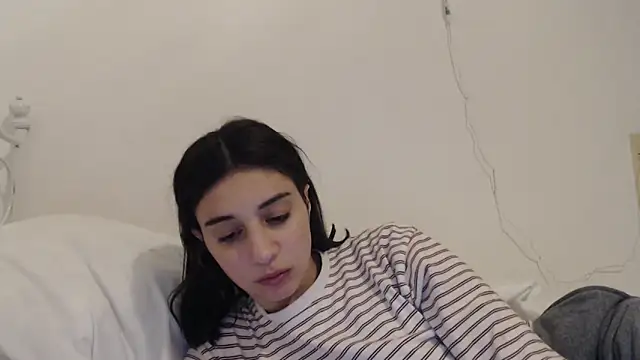 bellefleurrr online show from April 2026 07:32:01 PM