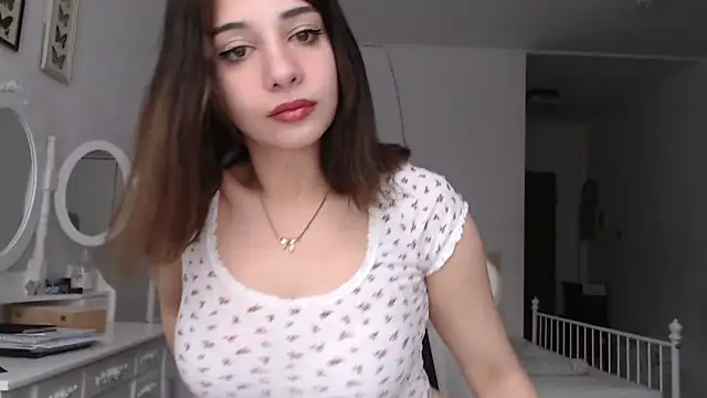 bellefleurrr online show from June 2026 06:58:02 AM