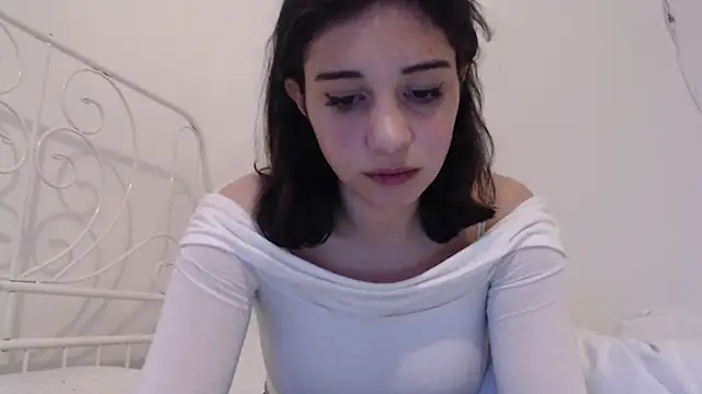 bellefleurrr online show from May 2026 07:27:02 PM