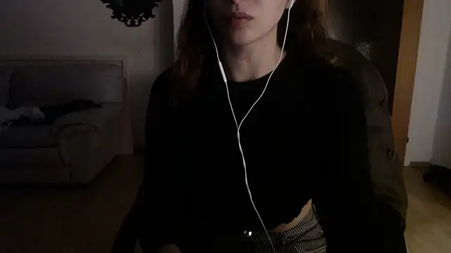 Snapshot of bellefleurrr chatting on November 2025 11:09:02 PM bellefleurrr online show from November 2025 11:09:02 PM