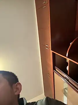 Snapshot of Tsuki988 chatting on December 2025 12:44:02 PM Tsuki988 online show from December 2025 12:44:02 PM