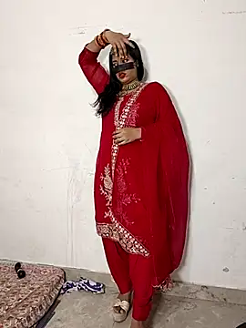 Heena-143 online show from May 2026 07:54:01 PM