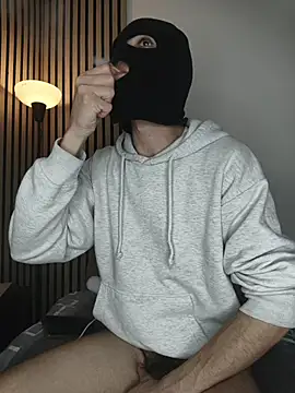 findomhot online show from December 2025 08:06:02 PM