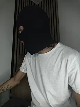 findomhot online show from November 2025 12:16:01 PM