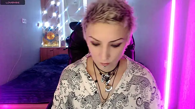 Sweet-n-Strong online show from November 2025 07:18:01 AM