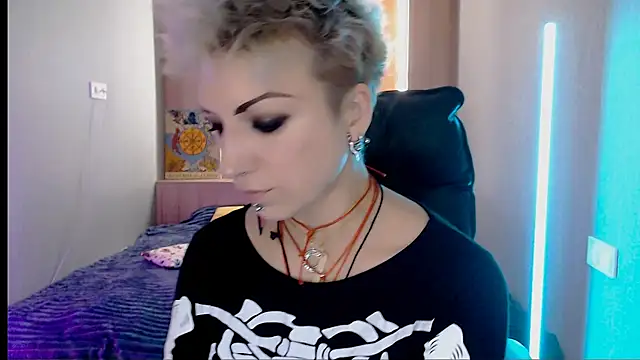 Snapshot of Sweet-n-Strong chatting on February 2026 12:18:02 PM Sweet-n-Strong online show from February 2026 12:18:02 PM