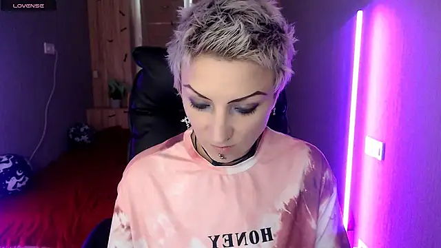 Sweet-n-Strong online show from November 2025 08:14:02 AM