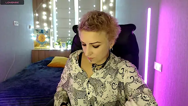 Sweet-n-Strong online show from December 2025 08:02:02 AM