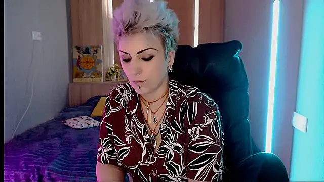 Snapshot of Sweet-n-Strong chatting on March 2026 06:13:02 AM Sweet-n-Strong online show from March 2026 06:13:02 AM