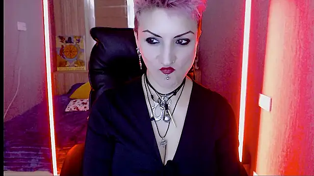 Snapshot of Sweet-n-Strong chatting on January 2026 07:01:01 AM Sweet-n-Strong online show from January 2026 07:01:01 AM