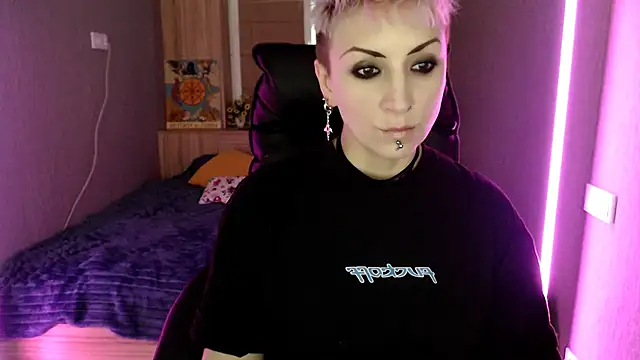 Snapshot of Sweet-n-Strong chatting on January 2026 12:56:01 PM Sweet-n-Strong online show from January 2026 12:56:01 PM