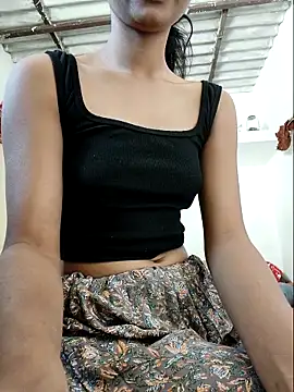 Snapshot of Kissu-Jaan chatting on November 2025 05:11:01 AM Kissu-Jaan online show from November 2025 05:11:01 AM