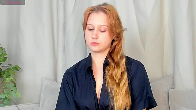 Charil Wilson online show from November 2025 04:27:02 AM