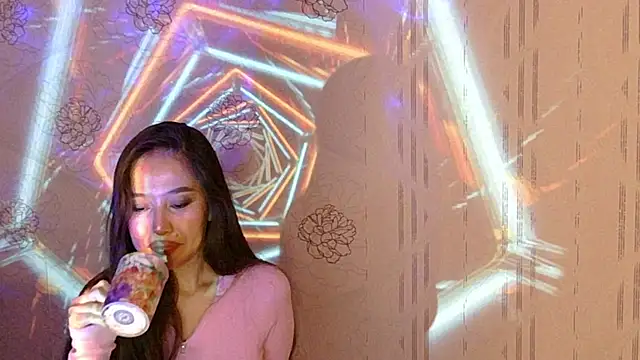 LumiHeart online show from November 2025 03:59:01 PM