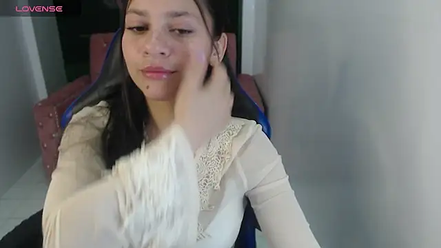 velvetvixen t online show from November 2025 01:05:01 PM