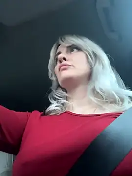 blondegirlx online show from November 2025 03:04:02 PM