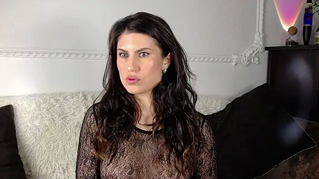 Reirii online show from November 2025 02:04:02 AM