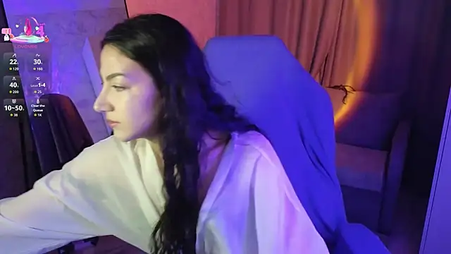 Mulan Lo online show from November 2025 07:14:01 PM