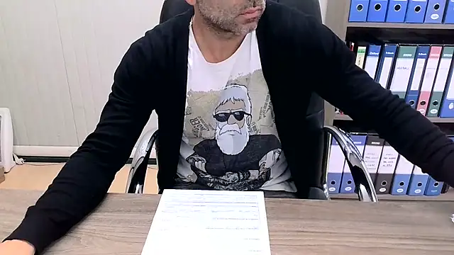 Evasionee online show from November 2025 07:34:02 AM