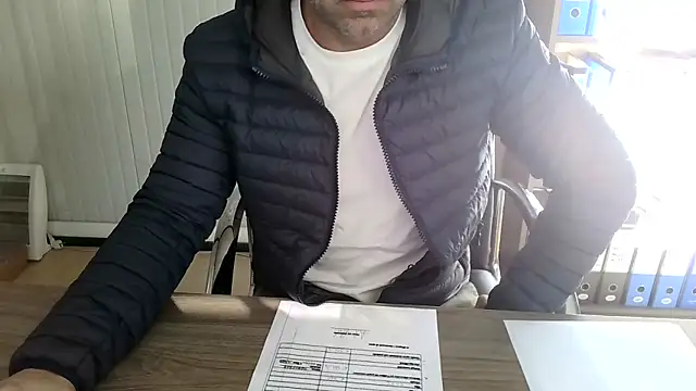 Evasionee online show from November 2025 08:14:02 AM