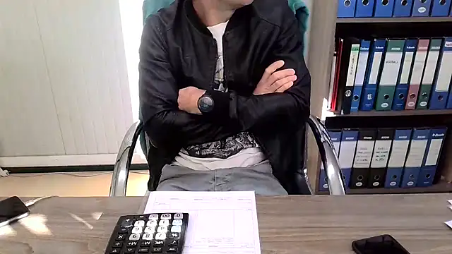 Evasionee online show from November 2025 07:34:02 AM