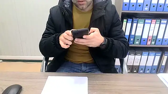 Evasionee online show from February 2026 08:03:01 AM