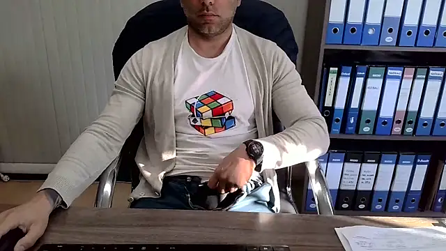 Evasionee online show from March 2026 07:30:01 AM