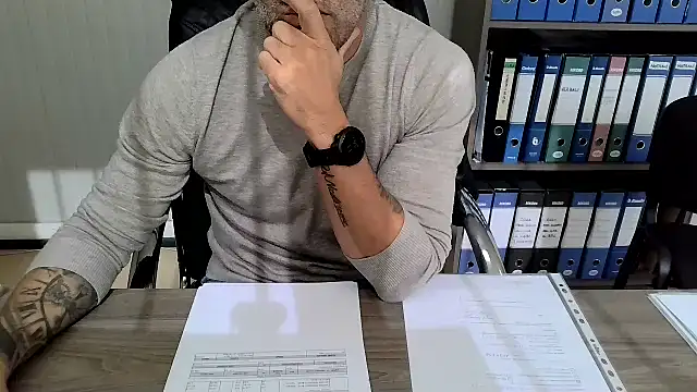 Evasionee online show from October 2025 10:36:02 AM