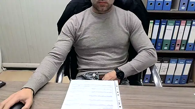 Evasionee online show from December 2025 07:29:01 AM