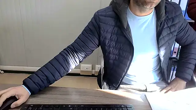 Evasionee online show from March 2026 07:19:01 AM