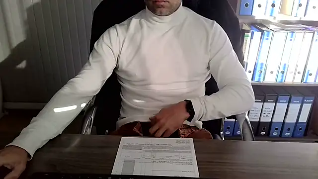 Evasionee online show from December 2025 08:14:02 AM