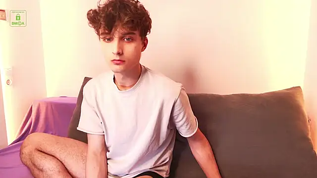 Snapshot of Richard_steele_hot chatting on June 2026 03:32:01 PM Richard steele hot online show from June 2026 03:32:01 PM