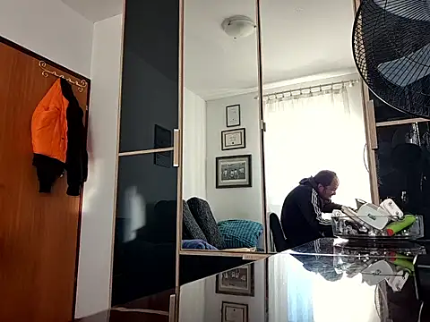 Snapshot of domymatteo69 chatting on November 2025 02:10:01 PM domymatteo69 online show from November 2025 02:10:01 PM