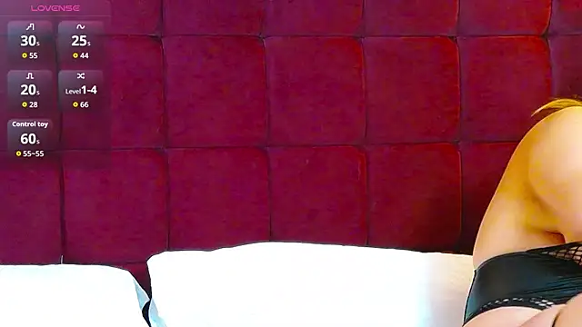 kittykelly online show from November 2025 02:54:02 PM