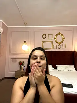 kittykelly online show from November 2025 04:22:01 PM