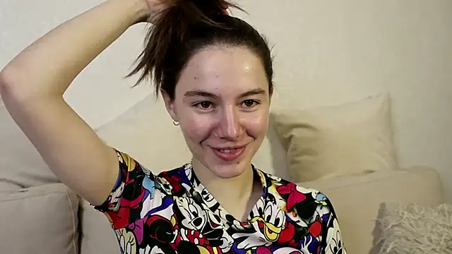 Petalwren online show from November 2025 11:04:02 AM