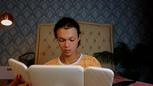 Indi rave online show from January 2026 03:41:01 PM