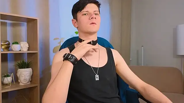 Allert  online show from November 2025 09:02:01 PM