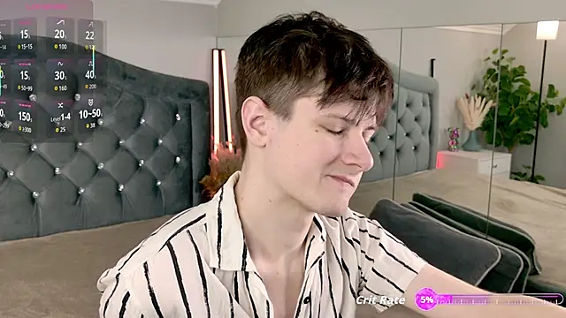 Allert  online show from February 2026 02:13:01 AM