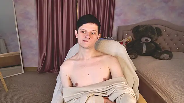 Allert  online show from November 2025 10:02:02 PM