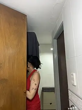 gigi333regi online show from December 2025 01:48:02 AM