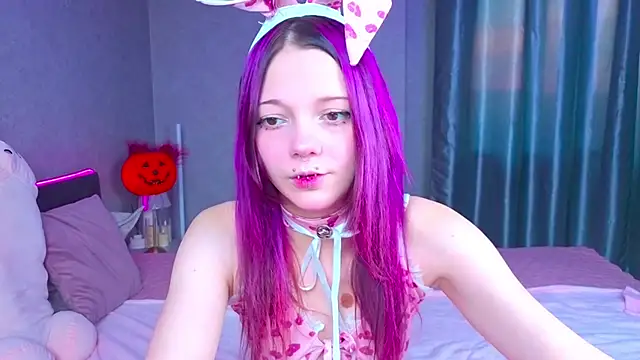 KittieHeart online show from November 2025 01:59:01 PM