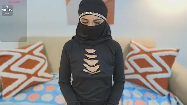 Lailaa lush online show from October 2025 07:38:01 AM