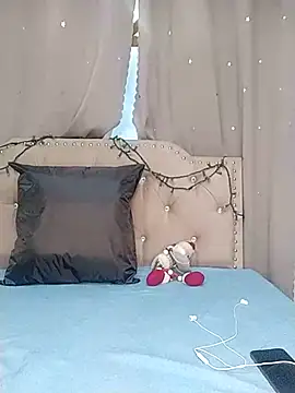 Snapshot of eva_delight_ chatting on November 2025 11:02:02 AM eva delight online show from November 2025 11:02:02 AM