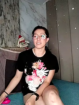 Snapshot of eva_delight_ chatting on November 2025 11:47:02 AM eva delight online show from November 2025 11:47:02 AM