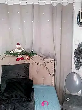 Snapshot of eva_delight_ chatting on November 2025 11:10:02 AM eva delight online show from November 2025 11:10:02 AM