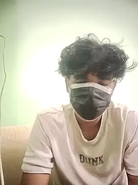 kriZ08 online show from October 2025 04:48:02 PM