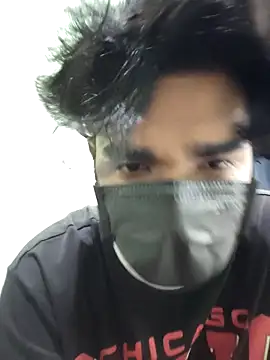 Snapshot of kriZ08 chatting on February 2026 03:45:02 AM kriZ08 online show from February 2026 03:45:02 AM